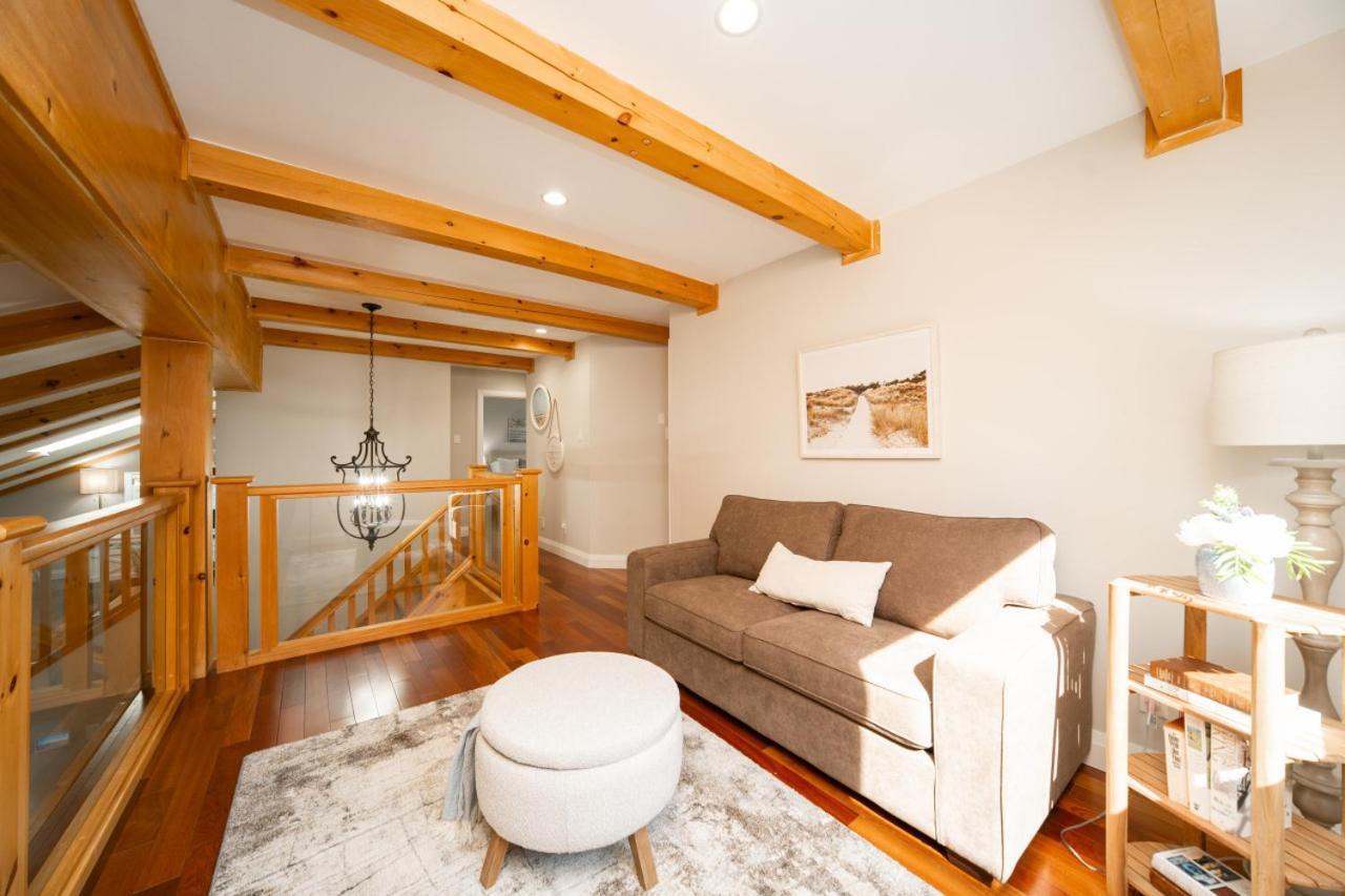 Villa Muskokawaterfront Pooltable 98Tv 6Acres Huntsville Esterno foto